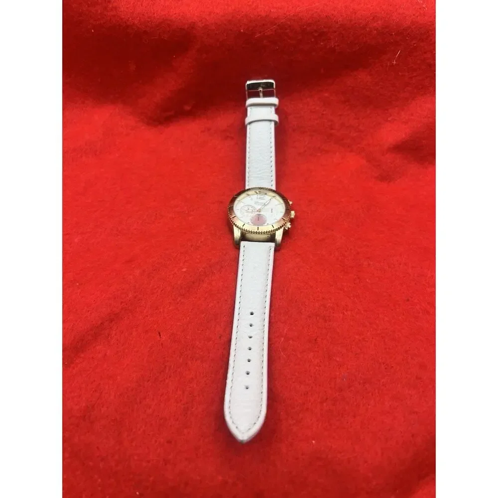 GENEVA Platinum Ladies Watch 9758 Goldtone White Leather Band New Battery Inst